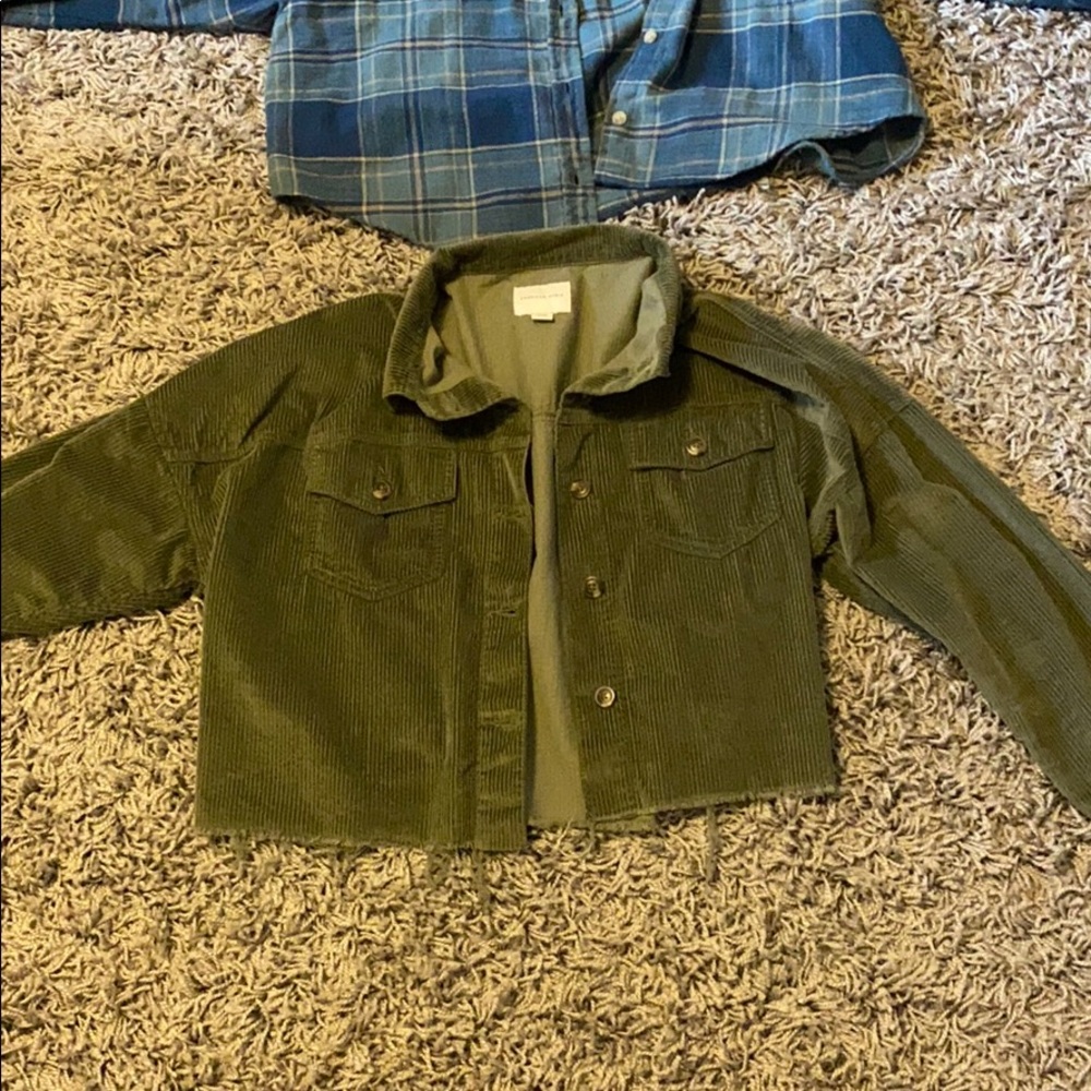American Engle cropped flannels - Picture 2 of 5